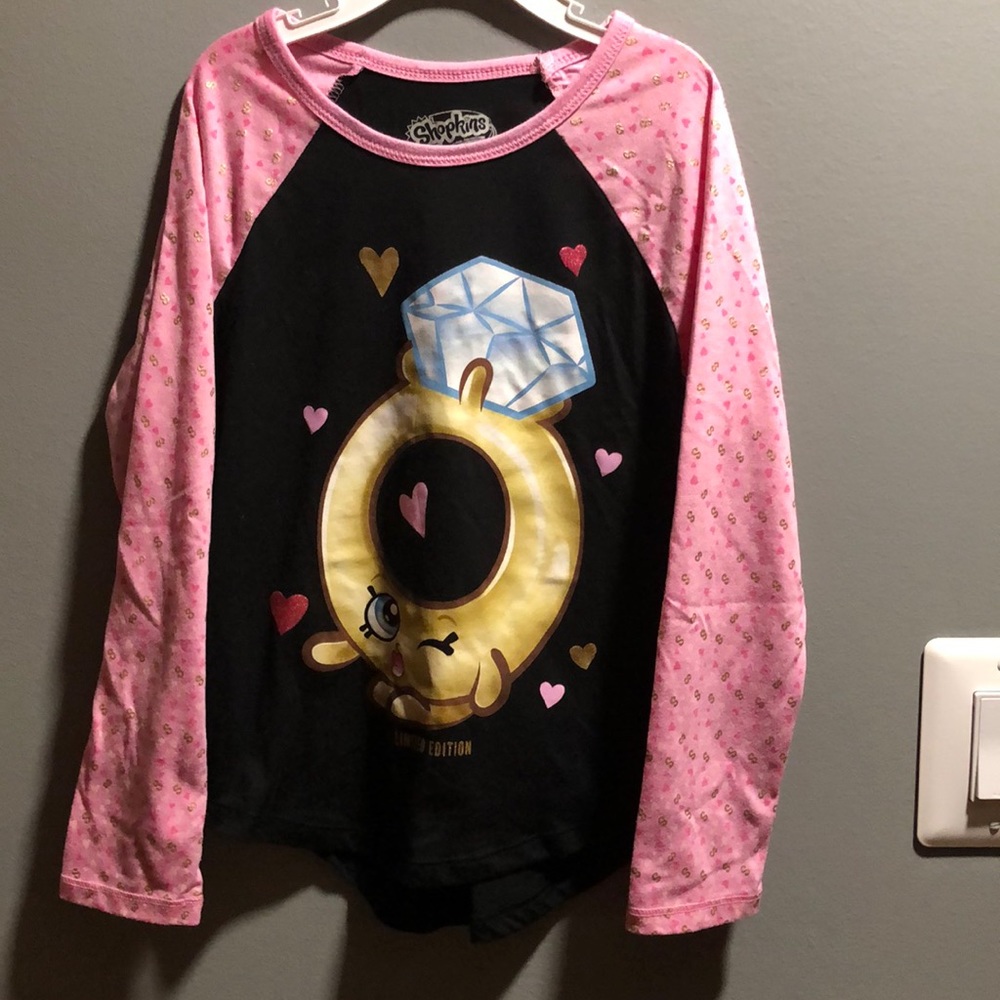 *WORN ONCE* GIRLS SHOPKINS LONG SLEEVE SHIRT SIZE 7-8! EXCELLENT CONDITION!